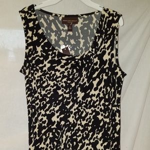 Dana Buchman sleeveless blouse